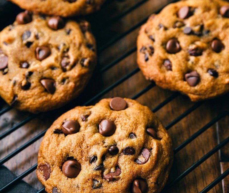PUMPKIN CHOCOLATE-CHIP COOKIES