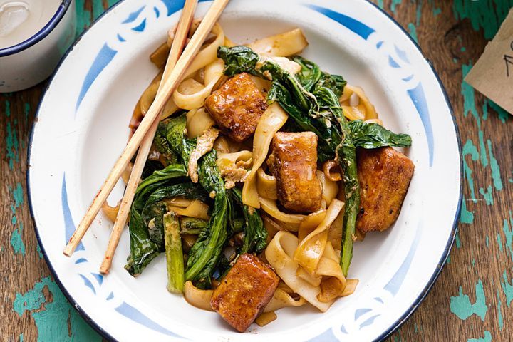 Vegetarian pad see ew